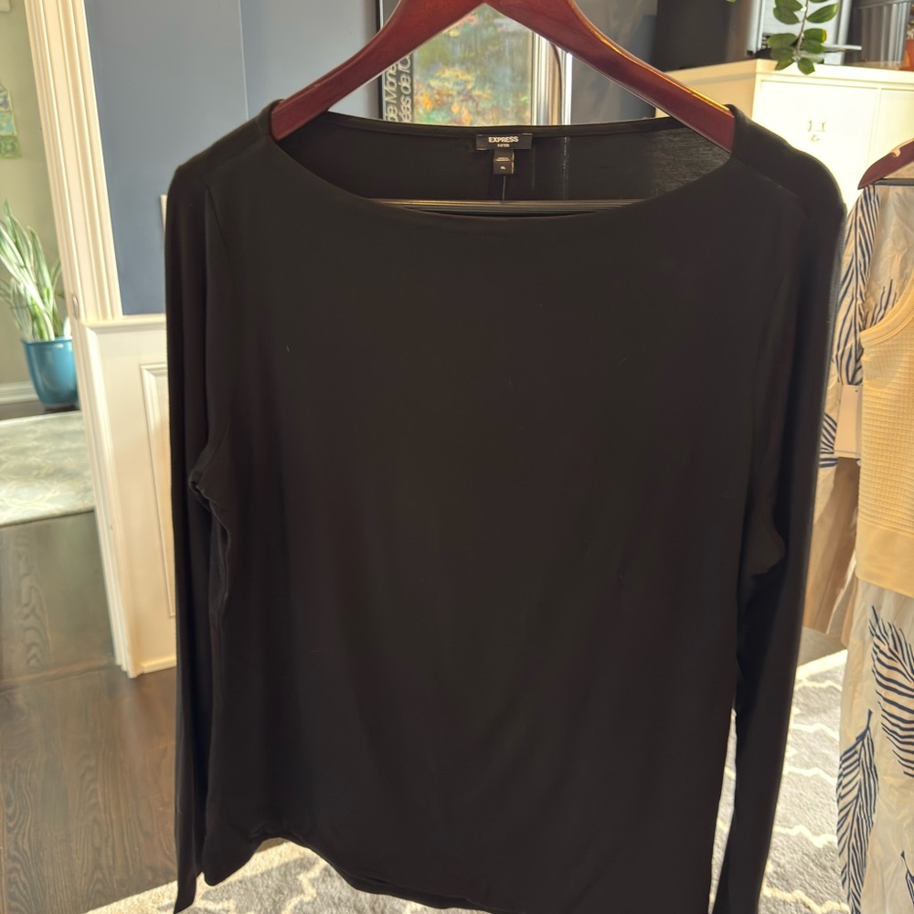 EXPRESS Supersoft Fitted Boat Neck Long Sleeve Tee - XL